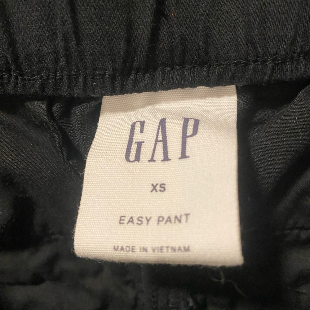 GAP Women’s Easy Pants - Picture 2 of 4